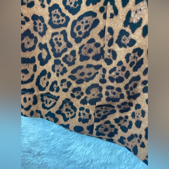 WALTER BAKER Leopard Print Long Sleeve Dress - Picture 5 of 8